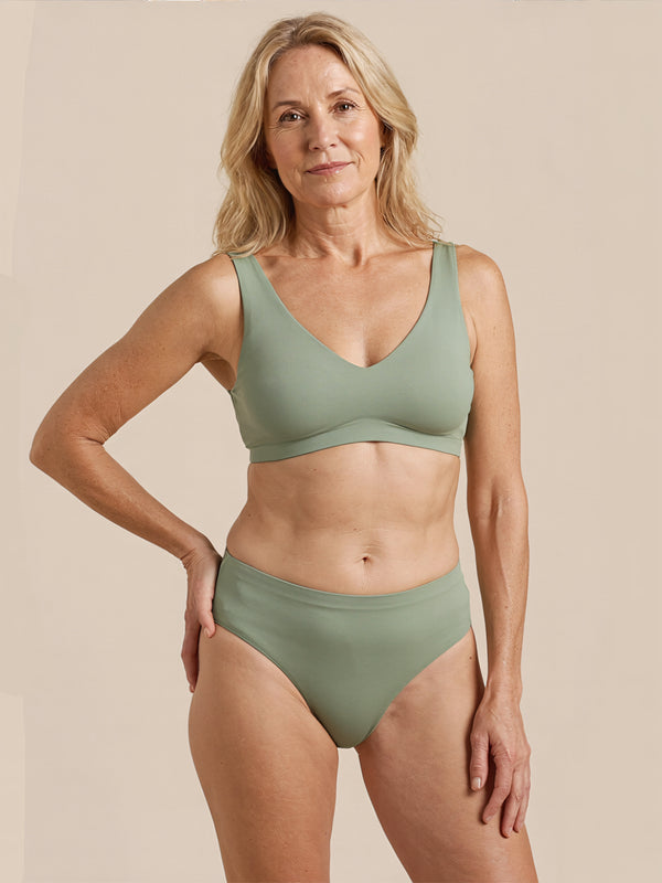 High Waist Brief | Kraftigt urinläckage | Ultramjuk & sömlös | 100% läckagesäker & Ekologisk bomull | Grön