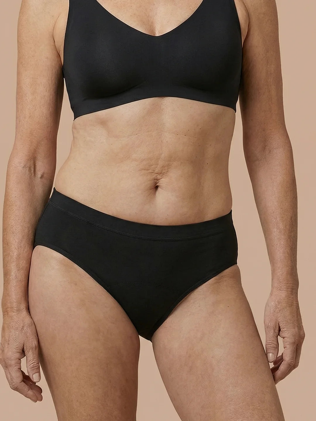 Sömlös Brief | Lätt urinläckage | Ultramjuk & sömlös | 100% läckagesäker & ekologisk bomull | Röd | menstrosor