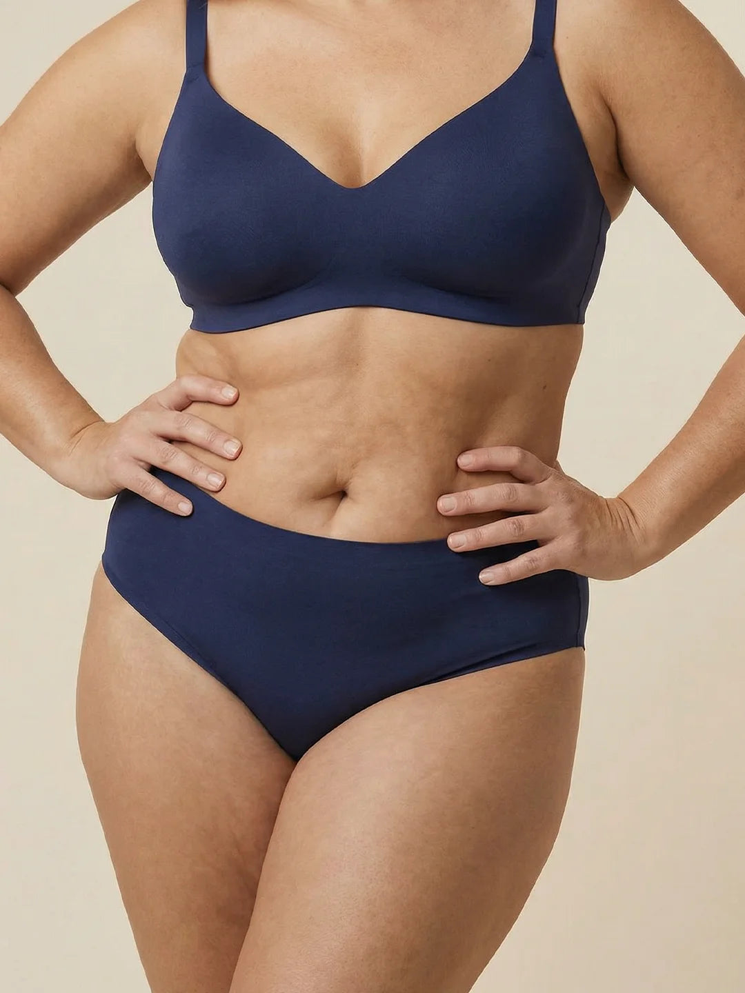 High Waist Brief | Kraftigt urinläckage | Ultramjuk & sömlös | 100% läckagesäker & Ekologisk bomull | Grön