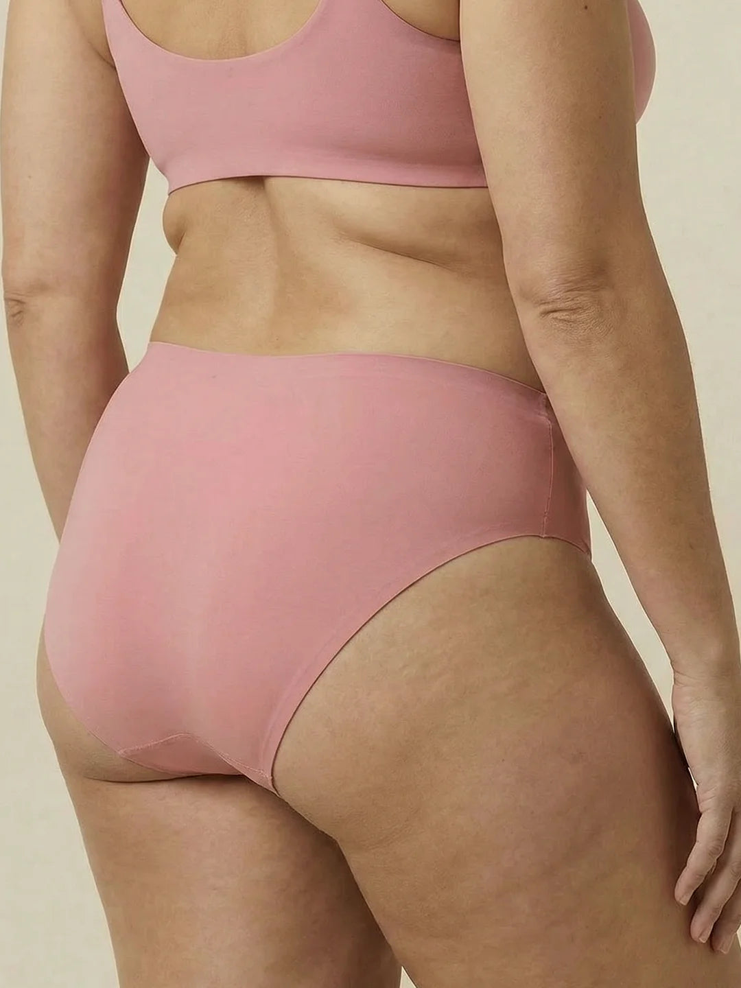 High Waist Brief | Kraftigt urinläckage | Ultramjuk & sömlös | 100% läckagesäker & Ekologisk bomull | Grön